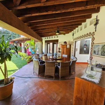 Excelente Casa en Venta en Fraccionamiento Lomas de Cuernavaca