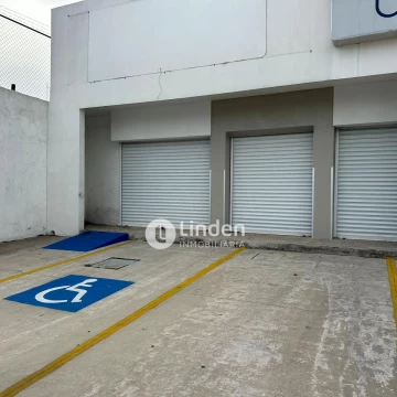 LOCAL EN RENTA EN BOULEVARD ATLIXCO, ZONA LA PAZ, PUEBLA.