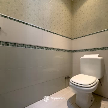 1787944373.jpg