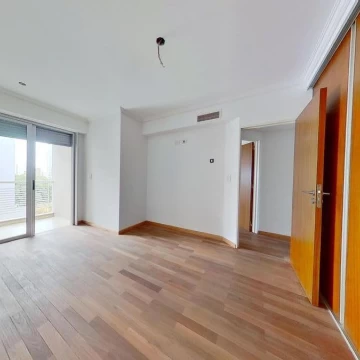 Departamento en venta - 2 dormitorios - Cochera - La Plata