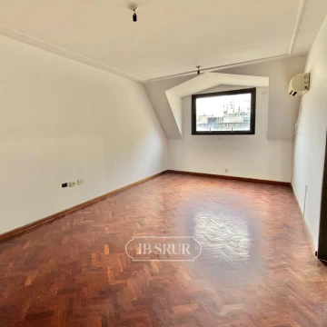 Departamento en venta de 1 dormitorio  con balcón en Nueva Córdoba