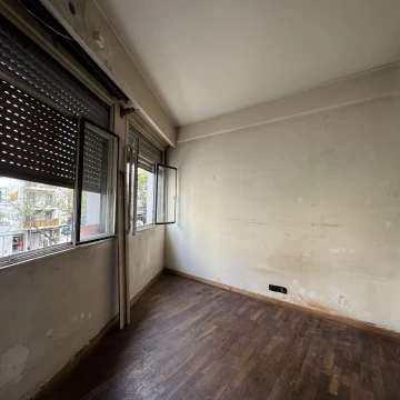 Venta de Departamento 2 Ambientes en Villa Crespo, Capital Federal. A refaccionar  - Ideal inversor !!
