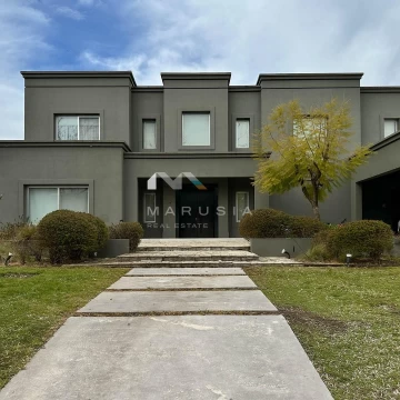 Casa  en Venta en Martindale, Pilar, G.B.A. Zona Norte