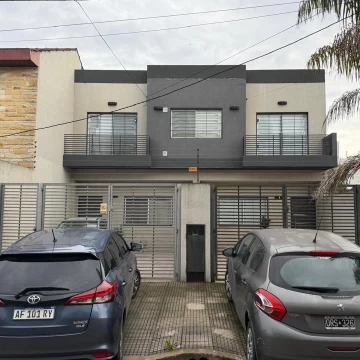 Duplex venta Haedo 4 ambientes