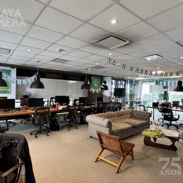 Oficina en venta y alquiler en Regatta Office Olivos Piso Alto