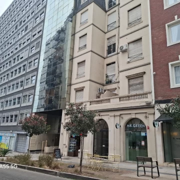 2 ambientes c/ balcon - Retiro - Alquiler