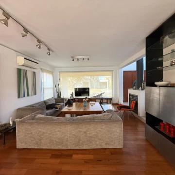 Casa en venta. Barrio los Alisos.Nordelta. Lote interno