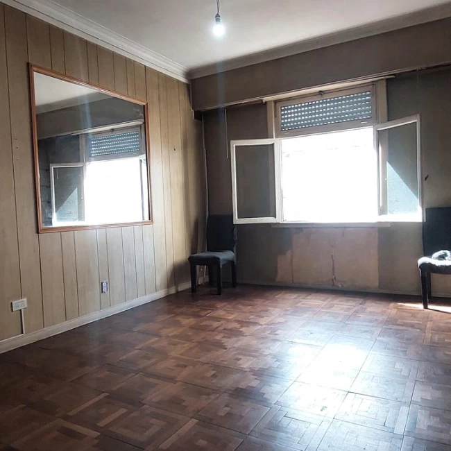 Venta de departamento de 2 ambientes en Balvanera a reciclar