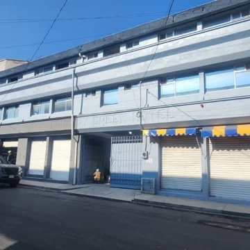 RENTA de Edificio comercial cerca de la Terminal de Toluca 