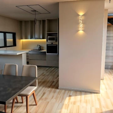Dúplex a Estrenar en La Catalina – 3 Dormitorios, Galería con Asador y Cochera Doble