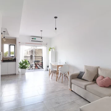 Departamento 2 ambientes en venta con pileta- Mataderos