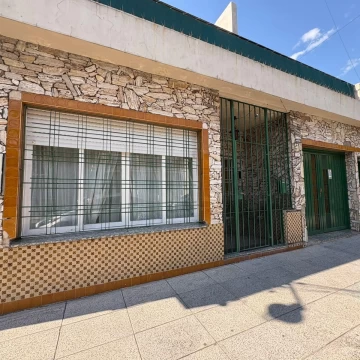 Venta casa multifamiliar 7 ambientes - Ramos Mejia 