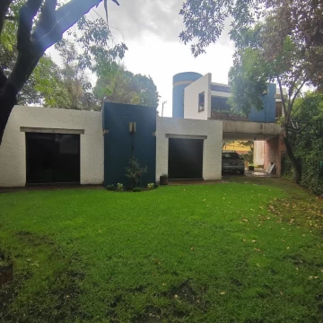 CASA EN VENTA EN BARRANCA SECA, 3 JARDÍNES Y 686m2 DE TERRENO