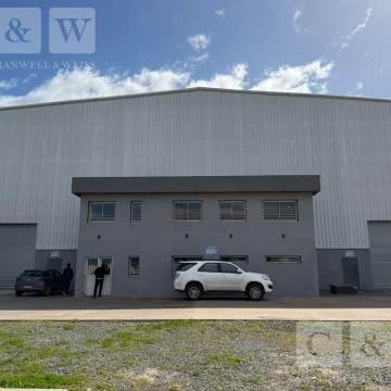 Deposito en Alquiler de 1800 m2 cubiertos EBAPI