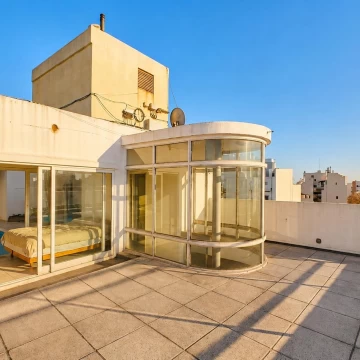 Venta Departamento Triplex 5 ambientes con cochera y pileta privada en Palermo