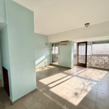 Alquiler Departamento con balcón dos Ambientes Calle 57 entre 7 y 8 La Plata