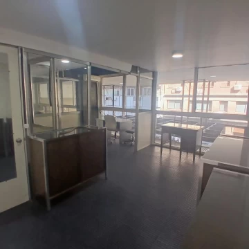 Unidad de 113 m² - apta oficina o vivienda en Peatonal Florida al 600
