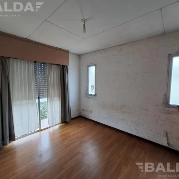 1788210370.jpg