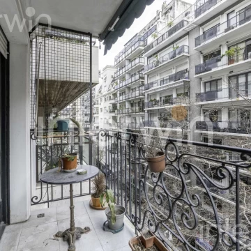Departamento en Venta - 4 ambientes - Balcón - Cochera - Retiro