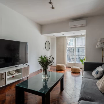Venta Belgrano C Departamento 3 ambientes 2 dormitorios dependencia balcón
