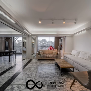 Venta. Departamento 5 Ambientes. Terraza, Quincho, Vista. 2 Cocheras. Palermo