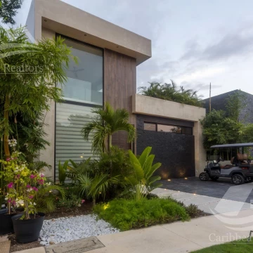 Casa en venta en Tulum Bahia Principe de un nivel Amueblada