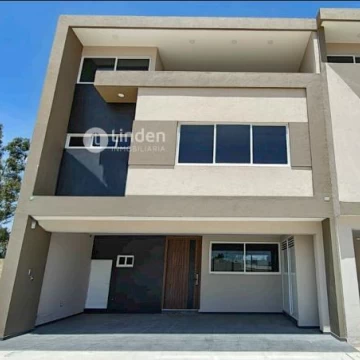 CASA EN VENTA EN SOLARE RESIDENCIAL, RECTA CHOLULA, ZONA MOMOXPAN, SAN ANDRES CHOLULA, PUEBLA.