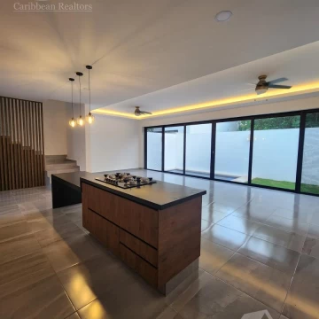 Casa en Renta en Via Cumbres