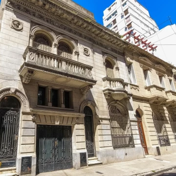 Venta de 2 Propiedades en conjunto Ideal destino institucional comercial