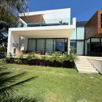Casa en Venta en Canales
