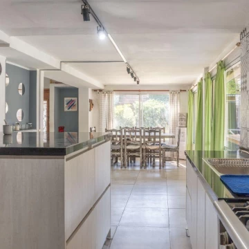 CASA 3 AMB CON QUINCHO Y PILETA-MASCHW  CTRY.CLUB
