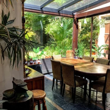 CASA EN VENTA 5 AMBIENTES CON PILETA PERMUTA VICENTE LOPEZ