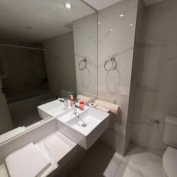 1788355646.jpg