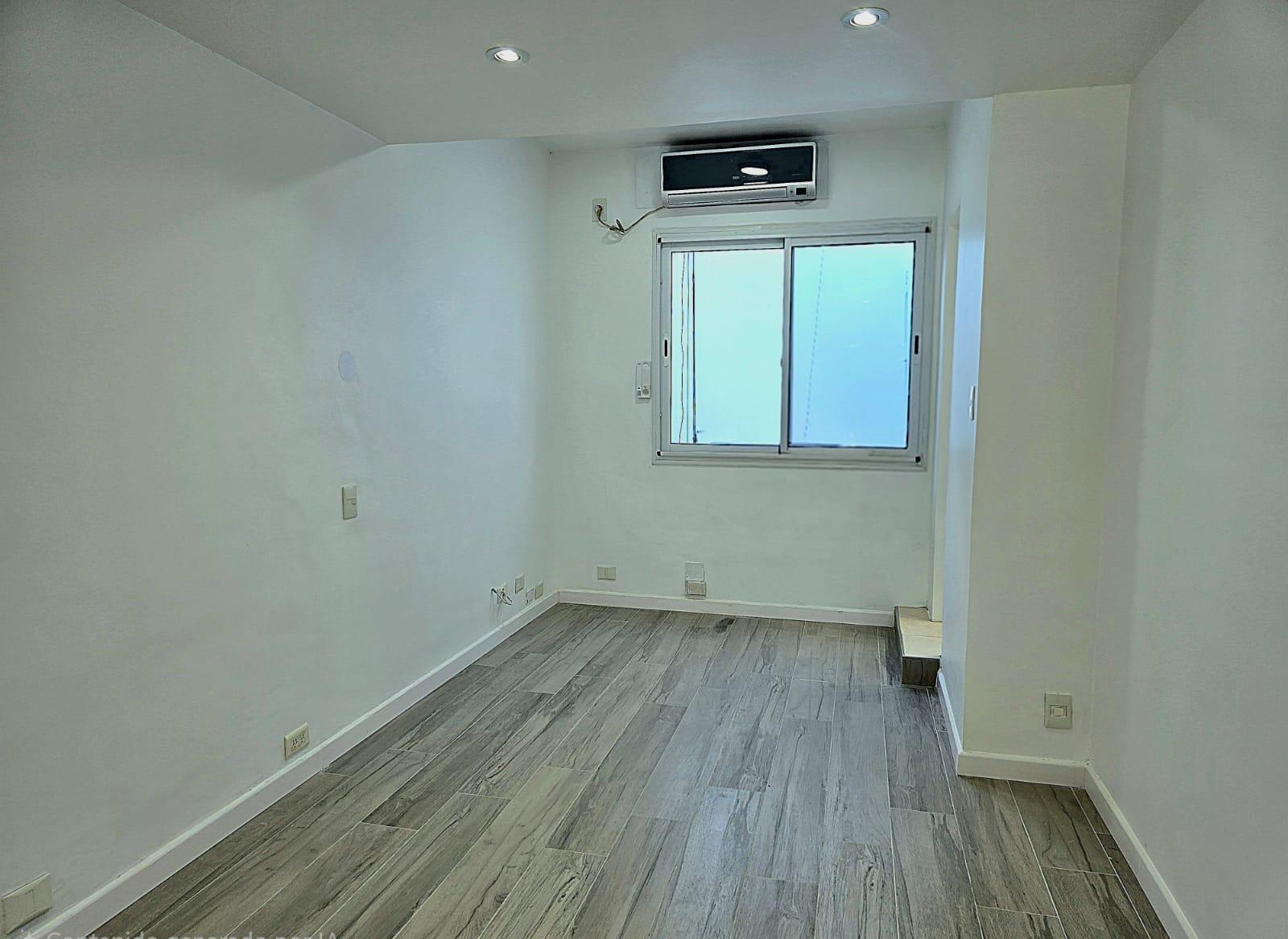 Dormitorio c/baño completo