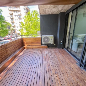 Venta Chacarita Departamento mono ambiente divisible con GRAN balcón terraza.