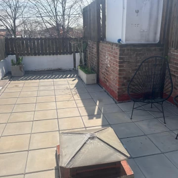 Lindisimo ph con terraza con parrilla SIN EXPENSAS  en buena zona de Martinez