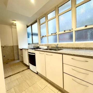 1788366450.jpg