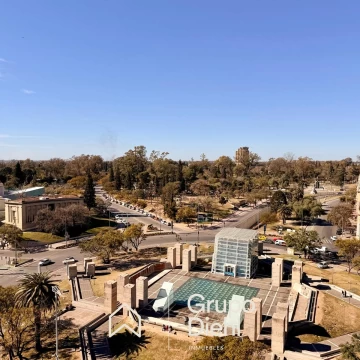 EXCLUSIVO Departamento A LA VENTA frente a Palacio Ferreyra 