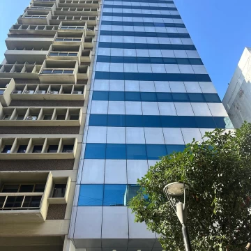 ALQUILER DE OFICINA EN PISO 8 DE 352M2 CON 2 COCHERAS EN MICROCENTRO