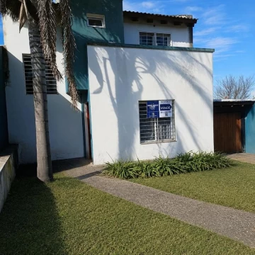 VENTA CASA RIO CEBALLOS 3 DORMITORIOS
