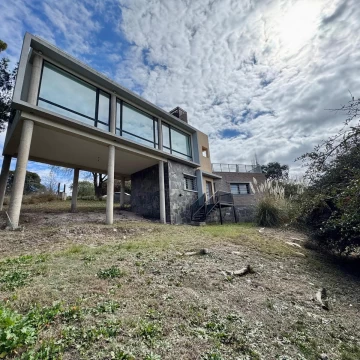 VENTA CASA VILLA GIARDINO 2 DORM PILETA