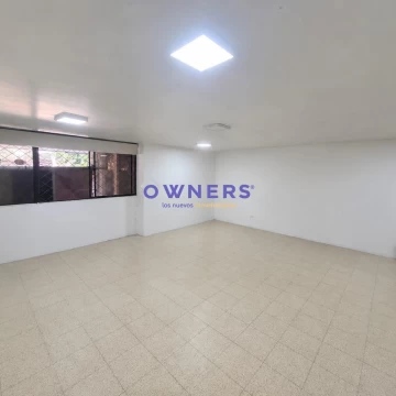 VENTA DE SUITE/OFICINA, SECTOR ZONA ROSA (LC)