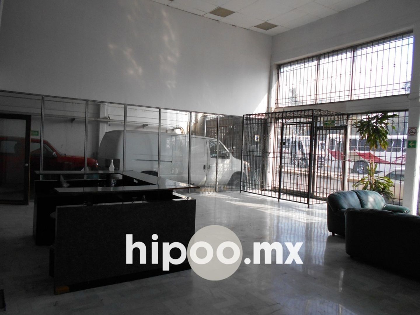 03 Sala exhibición 2.jpg