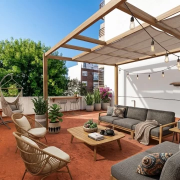 Dos casas en una: ideal para dos familias, en un terreno propio de 233 m2