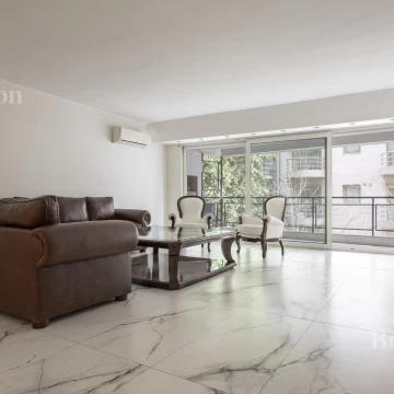 Piso de categoria en Recoleta