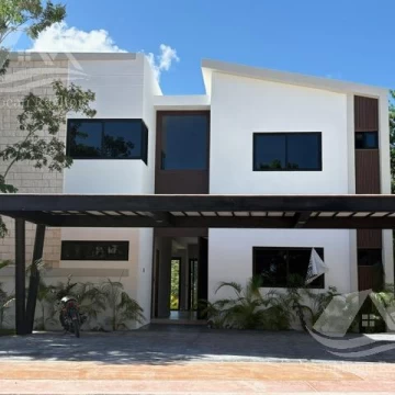 Casa en Renta en Lagos del Sol Cancun