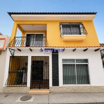 VENDE CASA FAMILIAR, PRADERA 1, SUR DE GUAYAQUIL (MR)