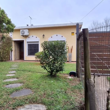 Casa en venta de 3 dormitorios con barbacoa en Punta del Este