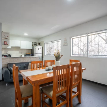 Venta  en block de dos departamentos - 3 y 2 amb - Mataderos- Ideal Dos Familias - Sin expensas