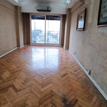 VENTA AMPLIO 3 AMBIENTES AL FRENTE | 88 M² TOTALES | BALCÓN | 2 DORMITORIOS   DEPENDENCIA